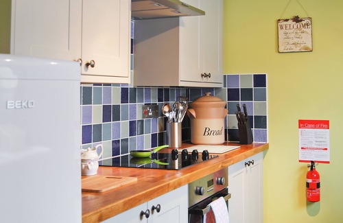 Winterton-on-Sea Cottage | 2 bedroom accommodation in Winterton-on-Sea, near Great Yarmouth