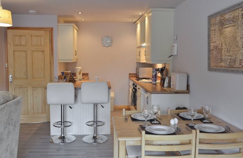 Cutthorpe Cottage | 2 bedroom accommodation in Cutthorpe, near Chesterfield