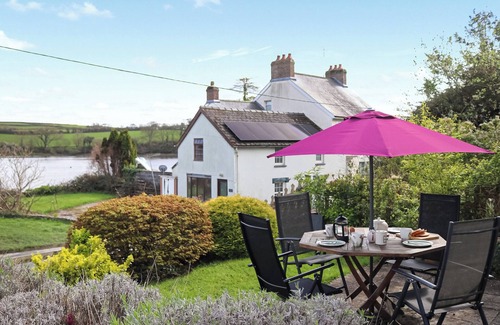 Cardigan Cottage | 2 bedroom accommodation in St Dogmaels