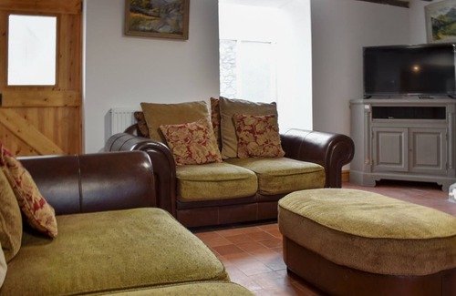 Dinas Cottage | 2 bedroom accommodation in Aberdesach