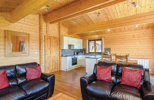 Wenhaston Cabin | 2 bedroom accommodation in Wenhaston, Halesworth