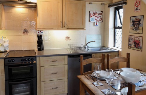 Cemaes Bay Cottage | 2 bedroom accommodation in Cemaes, near Holyhead