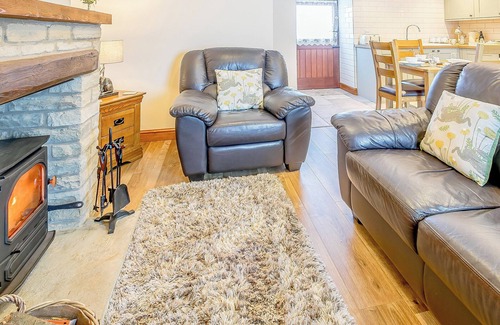 Dunford Bridge Cottage | 2 bedroom accommodation in Don View, near Dunford Bridge