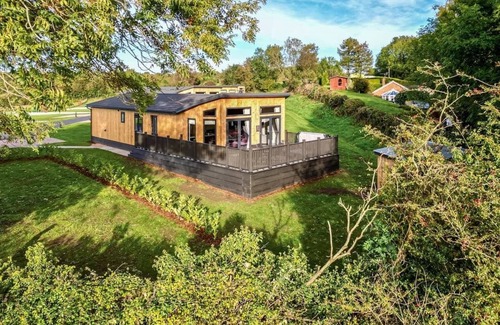 Coleford Ski Chalet | 2 bedroom accommodation in Coleford, Forest oF Dean