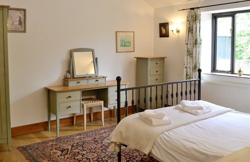 Oborne Cottage | 2 bedroom accommodation in Oborne, near Sherborne