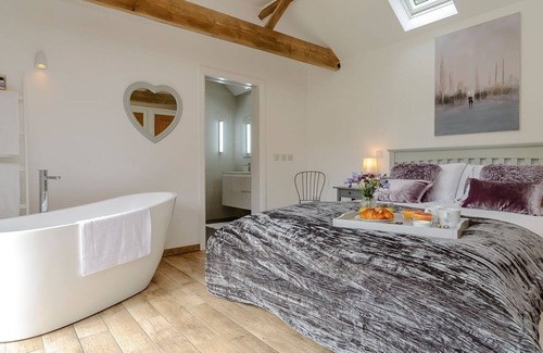 Brigg Cottage | 2 bedroom accommodation in Elsham, near Brigg