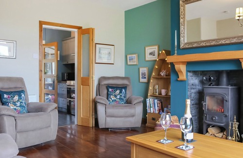 Crieff Cottage | 2 bedroom accommodation in Comrie, near Crieff