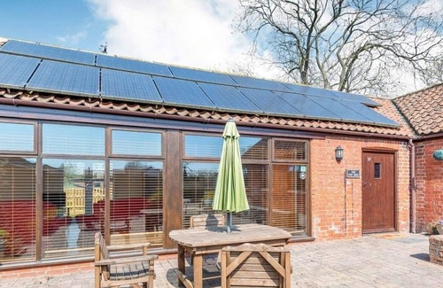 Helsey Cabin | 2 bedroom accommodation in Helsey