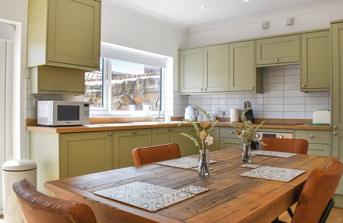 Redcar Cottage | 2 bedroom accommodation in Redcar, near Saltburn-by-the-sea