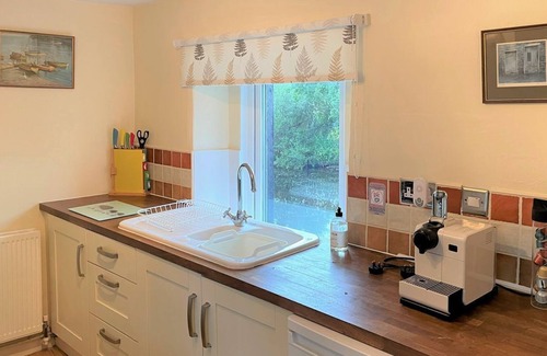Settle Cottage | 2 bedroom accommodation in Helwith Bridge, near Settle