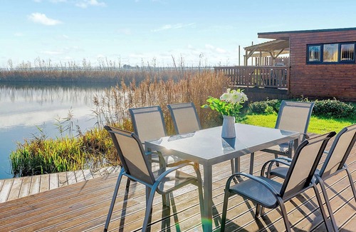 Ely Ski Chalet | 2 bedroom accommodation in Ely