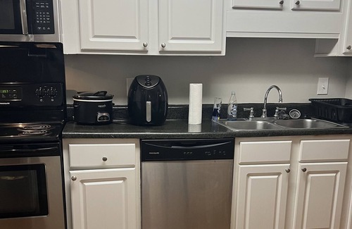 Sandy Springs Apartment | 2 Bedroom Apartment In Atlanta