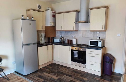 Wallasey Apartment | 2 Bedroom Apartment - Clarendon 69