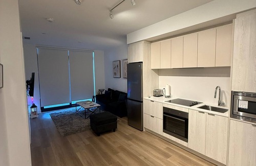 Cooksville Apartment | 2-bedroom apartment in welcoming Mississauga with AC, fitness room