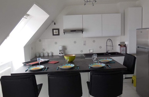 Concarneau Apartment | 2 BEDROOM APARTMENT RENEWED, STUNNING VIEW OF CLOSED CITY AND MARINA