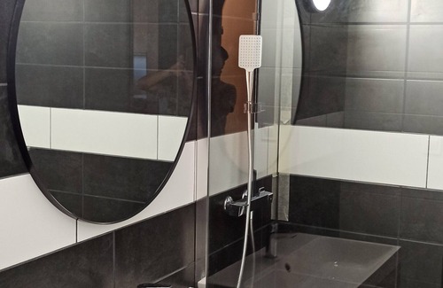 Saint-Louis Apartment | 2 bedroom apartment Saint-Louis closed central City, train Station Airport Basel