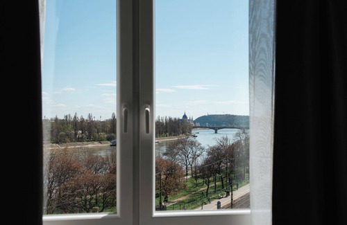 Obuda Apartment | 2-bedroom apartment in fabulous Budapest -with a panoramic view of the Danube
