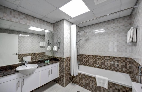 Dubai Investment Park House | 2 Bedroom Apartment Near Dubai Internet City Gate