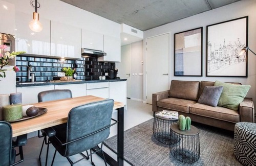 Amsterdam East Apartment | 2 Bedroom Apartment With Fantastic View Overlooking the Canal