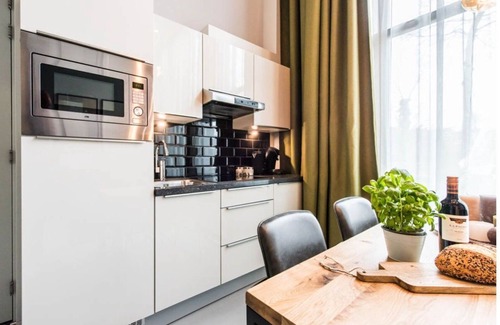 Amsterdam East Apartment | 2 Bedroom Apartment With Fantastic View Overlooking the Canal
