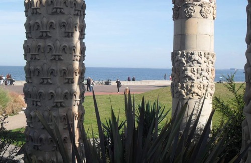 Portobello Apartment | 2 Bedroom Beach Side Apartment 4.5 km from Edinburgh Town Centre Shopping