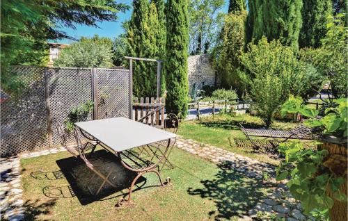 Tavel House | 2 Bedroom Beautiful Home In Tavel