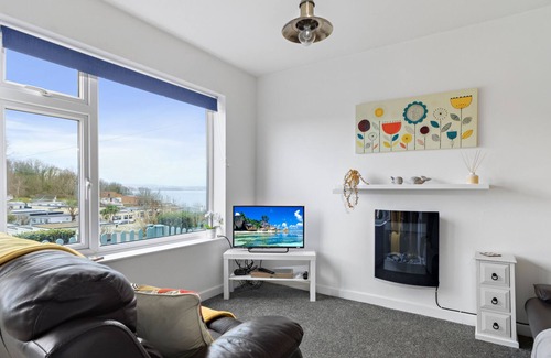 Brixham Ski Chalet | 2 bedroom chalet with access to seasonal facilities including indoor heated pool