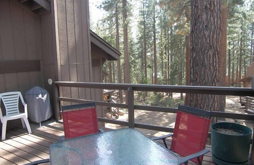 Incline Village Condo | 2 Bedroom close to Diamond Peak (AT19)