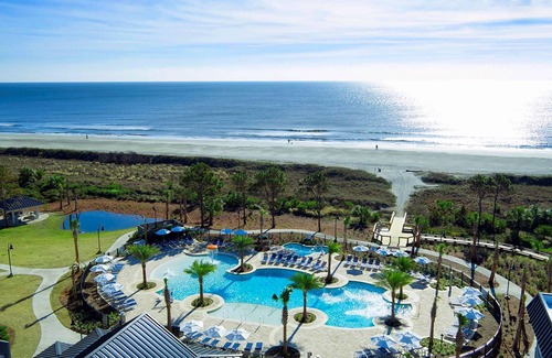 Hilton Head Island Condo | 2-bedroom condo in delightful Hilton Head Island with AC, WiFi, beach front