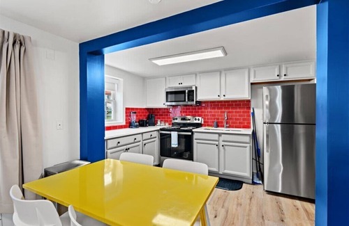 Crescent Beach Apartment | 2 bedroom Condo Steps from Beach Pet Friendly