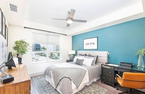 Central Business District Condo | 2 Bedroom Condo 419520 by Houzlet