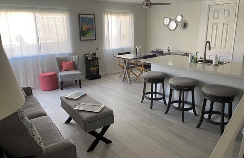 Palm Desert Condo | 2-bedroom condo in awesome Palm Desert with AC, WiFi