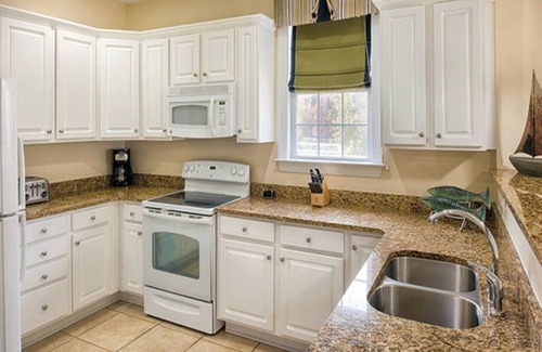 Santee Condo | 2 Bedroom Condo w/Full Kitchen on Lake Marion!