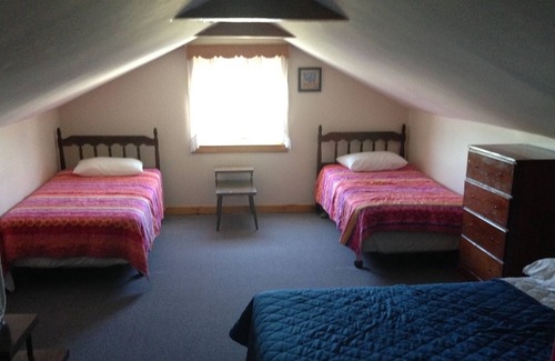 Wells Beach Cottage | 2 Bedroom Cottage Across From Wells Beach