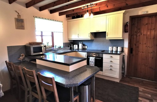 Ruswarp Cottage | 2 Bedroom cottage with views of Whitby Abbey in quiet rural location