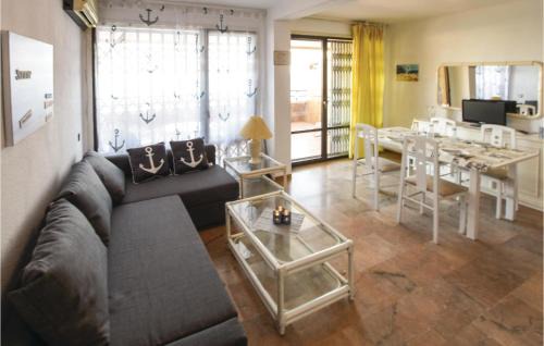 Aguadulce Apartment | 2 Bedroom Cozy Apartment In Aguadulce