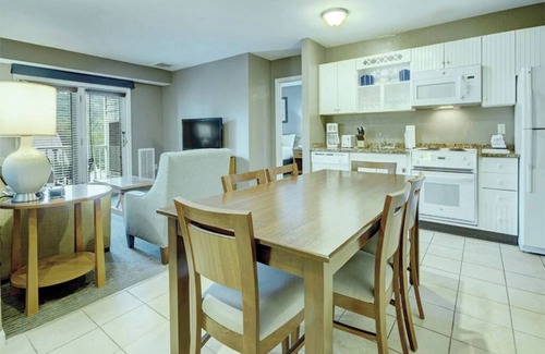 Hancock Condo | 2 Bedroom Deluxe Condo w/Kitchen at Bentley Brook, Jiminy Peak Ski Mountain!