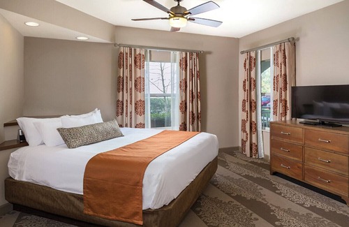 Pennington Bend Resort | 2 Bedroom Deluxe Villa at the Wyndham Nashville Resort