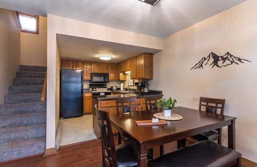 Durango Apartment | 2 Bedroom Durango Retreat Near Trails & Town: Pool + Hot Tub
