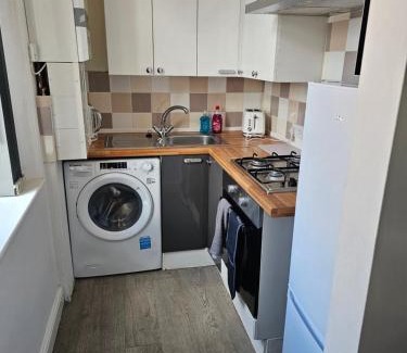 Wallsend Apartment | 2 Bedroom Flat in Wallsend, 47 Coronation St