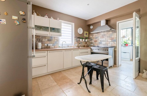 Jonquieres-Saint-Vincent House | 2 bedroom accommodation in Jonquières St Vincent