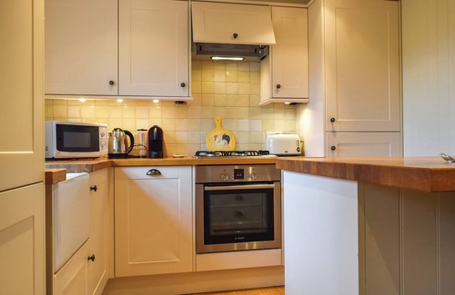 Bourton Cottage | 2 bedroom accommodation in Bourton On The Water