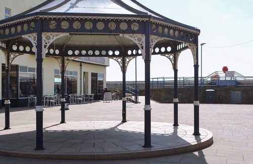 Newbiggin-by-the-Sea Cabin | 2 bedroom accommodation in Newbiggin-by-the-Sea