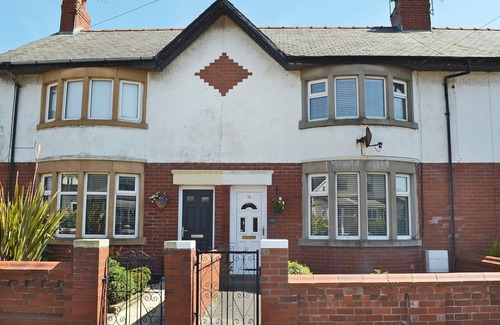 Lytham St. Anne's Cottage | 2 bedroom accommodation in St Annes-on-the-Sea
