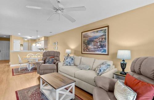 Pawleys Island Villa | 2 Bedroom Golf Villa in Pawleys Island