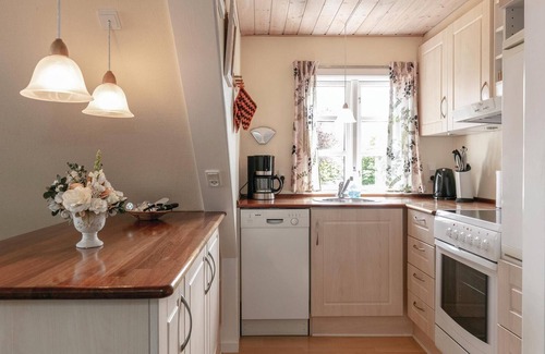 Allinge Apartment | 2 bedroom gorgeous apartment in Allinge