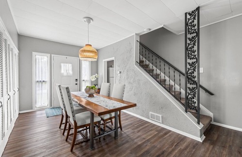 Kamm's Corners House | 2 Bedroom in Kamm's Corner!
