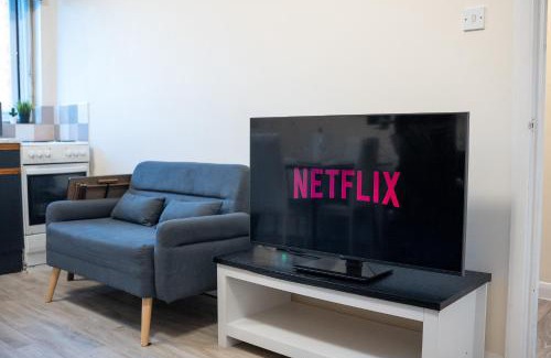North Woolwich Apartment | 2 Bedroom Limited-time offer for long stays near City Airport