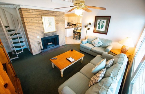 New Bern Apartment | 2-Bedroom Loft near Downtown New Bern