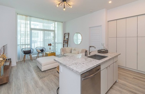 Big Bay Point Condo | 2 Bedroom Luxury Suite @ Friday Harbour Resort